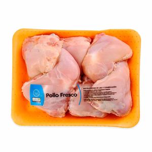Muslo de Pollo Mercapollo sin Piel Fresco Bandeja Familiar X Kg
